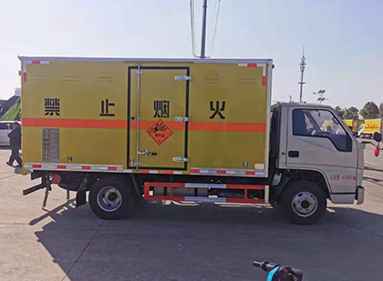 七星关爆破器材运输车技术升级与安全合规新趋势