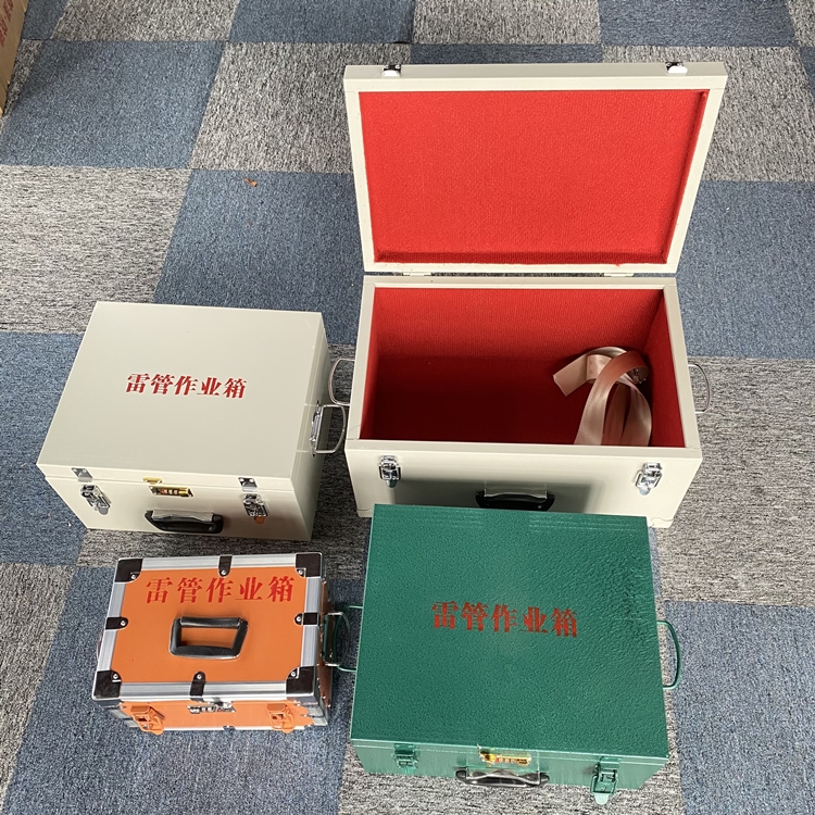 七星关爆破工程作业箱如何选择？玻璃钢与传统材质的全面对比